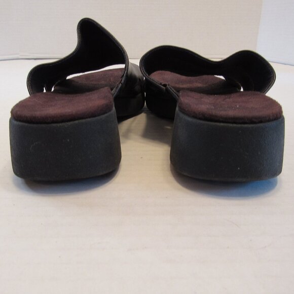 Croft and Barrow Brown Slip On Open Toe Slide Calista Leather Sandal Size 6M - Picture 7 of 8